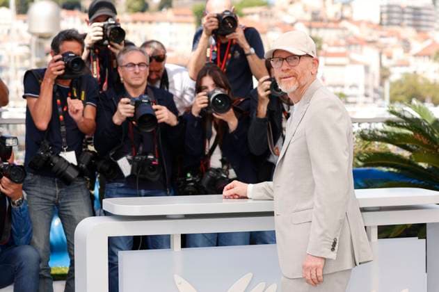 Ron Howard beim Photocall zum Dokumentarfilm Jim Henson: Idea Man auf dem Festival de Cannes 2024 77. Internationale Filmfestspiele von Cannes am Palais des Festivals. Cannes, 18.05.2024