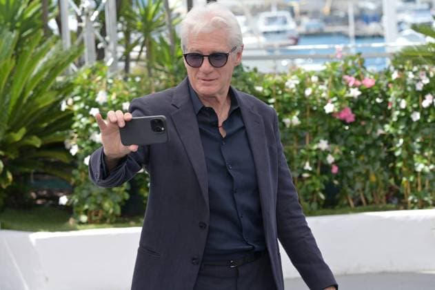Oh Canada photocall at 77th Festival de Cannes - Cannes, France CANNES, FRANCE. May 18, 2024: Richard Gere at the Oh, Canada photocall at the 77th Festival de Cannes. Picture: Paul Smith Featureflash Cannes France  Copyright: xPaulxSmithx xFeatureflashx
