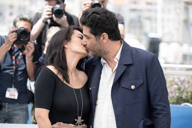 Annual Cannes Film Festival - Everybody Loves Touda Photocall - Cannes DN Jury Member, Maryam Touzani and Nabil Ayouch attend the Everybody Loves Touda Photocall at the 77th annual Cannes Film Festival at Palais des Festivals on May 18, 2024 in Cannes, France. Photo by David NIVIERE ABACAPRESS.COM CANNES France  Copyright: xNivierexDavid ABACAPRESS.COMx