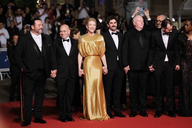 Cannes Rumours Screening DB Philipp Kreuzer, Liz Jarvis, Charles Dance, Nikki Amuka-Bird, Galen Johnson, Evan Johnson, Guy Maddin, Cate Blanchett, Denis MÃ nochet, Roy Dupuis, Rolando Ravello attending the Rumours Red Carpet at the 77th annual Cannes Film Festival at Palais des Festivals on May 18, 2024 in Cannes, France. Photo by David Boyer ABACAPRESS.COM Cannes France Copyright: xBoyerxDavid ABACAx