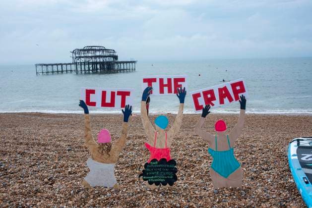 Bilder des Jahres 2024, News 05 Mai News Themen der Woche KW20 Entertaintment Bilder des Tages May 18, 2024, Brighton, United Kingdom: Human shaped placards stand at the Brighton Beach during the demonstration. Surfers Against Sewage organised a day of national protest around the country to campaign against the water companies damping sewage into the British rivers and seas. Surfers, dippers, paddle boarders and sea swimmers joined the demonstration in Brighton, UK. Brighton United Kingdom - ZUMAs197 20240518_aaa_s197_138 Copyright: xKrisztianxElekx