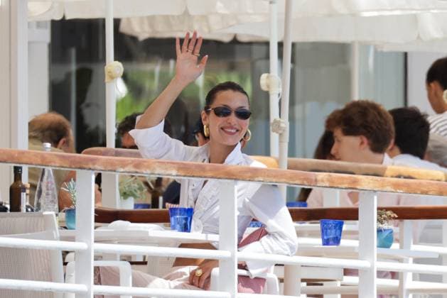 Bella Hadid At Eden Roc - Antibes Bella Hadid at Eden Roc hotel in Antibes, France on May 18, 2024, during the 77th annual Cannes film festival. Photo by ABACAPRESS.COM Antibes France  Copyright: xABACAx
