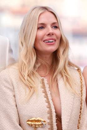 Sienna Miller beim Photocall zum Kinofilm Horizon: An American Saga auf dem Festival de Cannes 2024 77. Internationale Filmfestspiele von Cannes am Palais des Festivals. Cannes, 19.05.2024