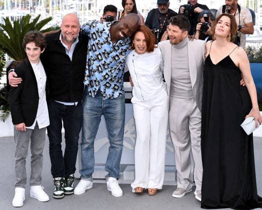 77th Cannes Film Festival 2024 Photocall film Le proces du chien (Dog on trial) Cannes, 77th Cannes Film Festival 2024 Photocall film Le proces du chien (Dog on trial) In the photo: Anabela Moreira, Francois Damiens, Mathieu Demy, Laetitia Dosch, Jean-Pascal Zadi, Tom Fiszelson Cannes France  Copyright: xIPA ABACAx