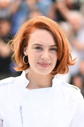 Cannes Le Proces Du Chien Photocall Laetitia Dosch attending the Le Proces Du Chien Photocall as part of the 77th Cannes International Film Festival in Cannes, France on May 19, 2024. Photo by Aurore Marechal ABACAPRESS.COM Cannes France  Copyright: xMarechalxAurore ABACAx
