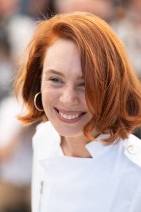 Cannes Le Proces Du Chien Photocall Laetitia Dosch attending the Le Proces Du Chien Photocall as part of the 77th Cannes International Film Festival in Cannes, France on May 19, 2024. Photo by Aurore Marechal ABACAPRESS.COM Cannes France  Copyright: xMarechalxAurore ABACAx