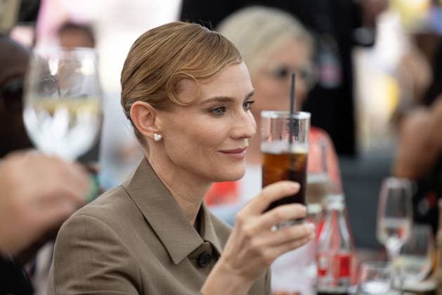 Armani Caffe invite Diane Kruger et Willem Dafoe lors du 77eme Festival International du Film de Cannes Diane Kruger Armani Caffe invite Diane Kruger et Willem Dafoe lors du 77eme Festival International du Film de Cannes, France, le 19 mai 2024 Jeremy Melloul Bestimage Armani Caffe host Diane Kruger and Willem Dafoe during the 77th Cannes International Film Festival on May 19, 2024 Cannes France  Copyright: xJeremyxMelloulx xBestimagexJeremyxMelloulx xBestimagex