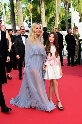 Cannes, 77th Cannes Film Festival 2024, Red Carpet Horizon: An American Saga In the photo: Sienna Miller, Oli Green, Marlowe Sturridge  Copyright: xSimonexComix xipa-agency.netx xPoolxPhotoxEventsx03x IPA_Agency_IPA46270483