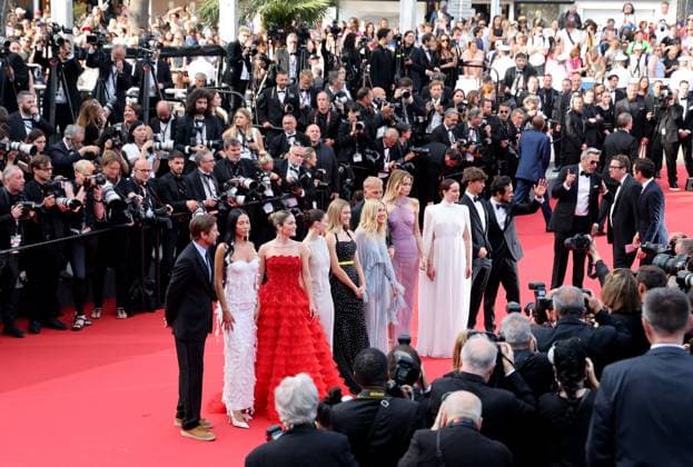 J Montà e des marches du film  Horizon An american saga  lors du 77eme Festival International du Film de Cannes Luke Wilson, Wasà Chief, Isabelle Fuhrman, Ella Hunt, Georgia MacPhail, Sienna Miller, Abbey Lee Kershaw, Jena Malone, Hayes Costner et Alejandro Edda Montà e des marches du film  Horizon An american saga  lors du 77eme Festival International du Film de Cannes, au Palais des Festivals à Cannes On may 19th 2024 Jacovides Moreau Bestimage Red carpet of the movie  Horizon An american saga  during the 77th Cannes International Film Festival at the Palais des Festivals in Cannes, France On may 19th 2024 Cannes France Copyright: xJACOVIDES-MOREAUx xBESTIMAGExJACOVIDES-MOREAUx xBESTIMAGEx