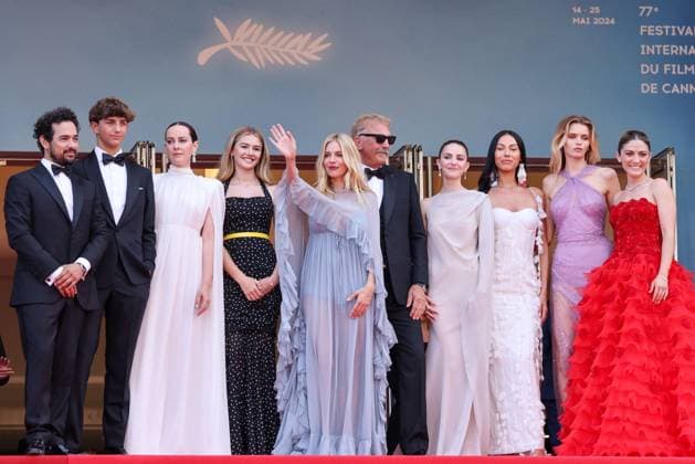 Cannes - Horizon: An American Saga Screening Alejandro Edda, Hayes Costner, Jena Malone, Georgia MacPhail, Sienna Miller, Kevin Costner, Ella Hunt, Wasà Chief, Abbey Lee Kershaw, Isabelle Fuhrman and Luke Wilson attend the Horizon: An American Saga Red Carpet at the 77th annual Cannes Film Festival at Palais des Festivals on May 19, 2024 in Cannes, France. Photo by Shootpix ABACAPRESS.COM Cannes France Copyright: xShootpix ABACAx