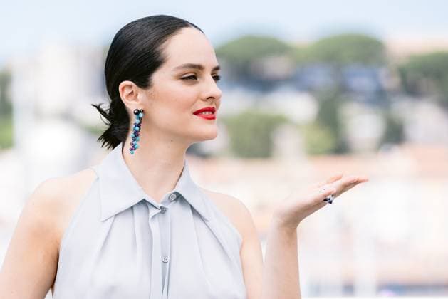 77eme Festival International du Film de Cannes Photocall with Les femmes au Balcon 77th International Cannes Film Festival Photocall with Les Femmes au Balcon movie cast 305196 2024 05 19 Alpes Maritimes Cannes France Merlant, NoÃ mie  Copyright: xTerencexBaelenx STAR_305196_016