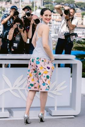 77eme Festival International du Film de Cannes Photocall with Les femmes au Balcon 77th International Cannes Film Festival Photocall with Les Femmes au Balcon movie cast 305196 2024 05 19 Alpes Maritimes Cannes France Merlant, NoÃ mie  Copyright: xTerencexBaelenx STAR_305196_026