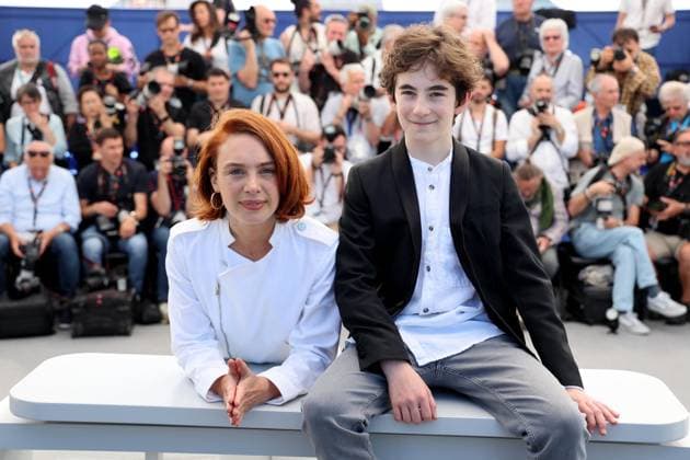 Photocall du film Le Proces du Chien lors du 77eme Festival International du Film de Cannes Tom Fiszelson, Laetitia Dosch Photocall du film Le Proces du Chien lors du 77eme Festival International du Film de Cannes le 19 mai 2024 Jacovides Moreau Bestimage Photocall for the film Le Proces du Chien at the 77th Cannes International Film Festival on 19 May 2024 Cannes France  Copyright: xJACOVIDES-MOREAUx xBESTIMAGExJACOVIDES-MOREAUx xBESTIMAGEx