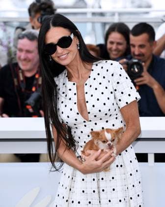 Cannes, France: Cannes, 77th Cannes Film Festival 2024 Photocall film Ã¢â‚¬oeThe substanceÃ¢â‚¬Â In the photo: Demi Moore Cannes France  - ZUMAp169 20240520_zea_p169_333 Copyright: xAlbertoxTerenghix