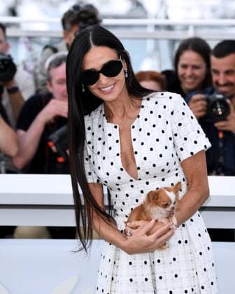 Cannes, France: Cannes, 77th Cannes Film Festival 2024 Photocall film Ã¢â‚¬oeThe substanceÃ¢â‚¬Â In the photo: Demi Moore Cannes France  - ZUMAp169 20240520_zea_p169_334 Copyright: xAlbertoxTerenghix
