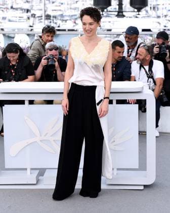 Cannes, France: Cannes, 77th Cannes Film Festival 2024 Photocall film Ã¢â‚¬oeThe substanceÃ¢â‚¬Â In the photo: Coralie Fargeat Cannes France  - ZUMAp169 20240520_zea_p169_391 Copyright: xAlbertoxTerenghix
