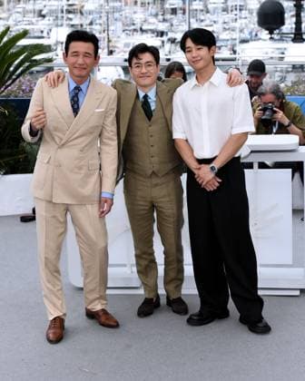 Cannes, France: Cannes, 77th Cannes Film Festival 2024 Photocall film Veteran 2 (I, The Executioner) In the photo: Jung Hae-in, Ryoo Seung-wan, Hwang Jeong-min Cannes France  - ZUMAp169 20240520_zea_p169_587 Copyright: xAlbertoxTerenghix