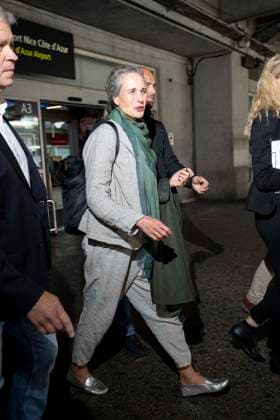 Andie MacDowell arrive Ã laÃ roport de Nice during the 77eme Festival International du Film de Cannes Andie MacDowell arrive Ã laÃ roport de Nice during the 77eme Festival International du Film de Cannes May 14 25, 2024 , May 20, 2024 Andie MacDowell arrives at Nice airport during the 77th Cannes International Film Festival May 14 25, 2024 , May 20, 2024 Cannes France  Copyright: xPerusseaux-xDaxSilvax xBestimagexPerusseaux-xDaxSilvax xBestimagex