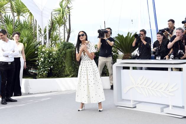 Demi Moore bei dem Photocall THE SUBSTANCE bei den 77 th Filnfestspielen in Cannes 20.05.2024