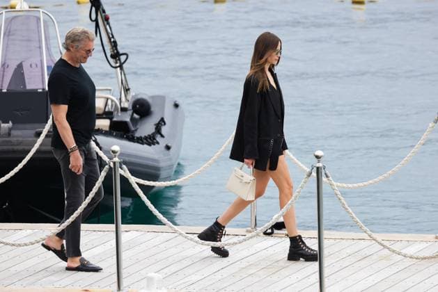 Natasha Poly At Eden Roc - Antibes Natasha Poly and Peter Bakker seen at the Cap Eden Roc hotel in Antibes, France, on May 20, 2024, during the Cannes Film Festival. Photo by ABACAPRESS.COM Antibes France  Copyright: xABACAx
