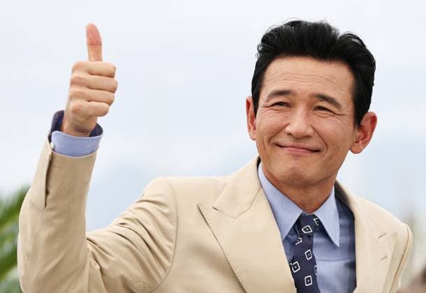 (240520) -- CANNES, May 20, 2024 -- Actor Hwang Jung-Min poses during a photocall for the film Veteran 2 at the 77th Cannes Film Festival in Cannes, southern France, May 20, 2024. ) FRANCE-CANNES-FILM FESTIVAL-VETERAN 2 GaoxJing 