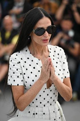 77eme Festival International du Film de Cannes Photocall du film 77th International Cannes Film Festival Photocall THE SUBSTANCE DEMI MOORE 305236 2024 05 20 Cannes France  Copyright: xSergexArnalx xStarfacex STAR_305236_012