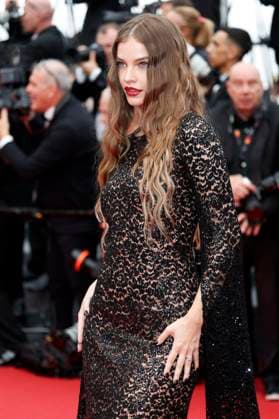 Barbara Palvin bei der Premiere des Kinofilms The Apprentice auf dem Festival de Cannes 2024 77. Internationale Filmfestspiele von Cannes im Palais des Festivals. Cannes, 20.05.2024