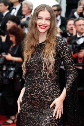Barbara Palvin bei der Premiere des Kinofilms The Apprentice auf dem Festival de Cannes 2024 77. Internationale Filmfestspiele von Cannes im Palais des Festivals. Cannes, 20.05.2024