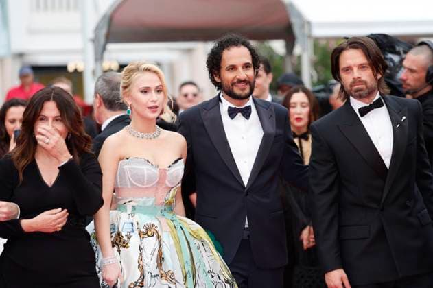 Amy Baer, Maria Bakalova, Ali Abbasi und Sebastian Stan bei der Premiere des Kinofilms The Apprentice auf dem Festival de Cannes 2024 77. Internationale Filmfestspiele von Cannes im Palais des Festivals. Cannes, 20.05.2024
