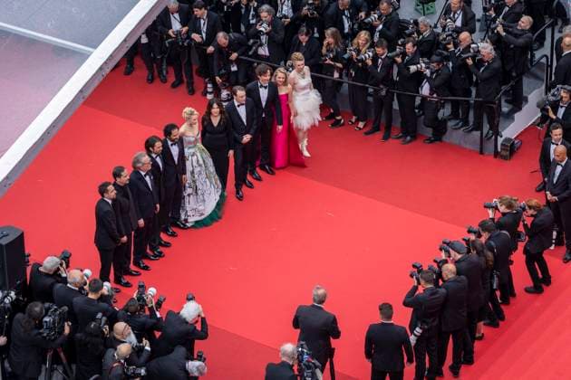 Jacob Jarek, Daniel Bekerman, Martin Donovan, Sebastian Stan, Ali Abbasi, Maria Bakalova, Amy Baer, Gabriel Sherman, Louis Tisnà , Ruth Treacy and Julianne Forde Red carpet of the movie  The Apprentice  during the 77th Cannes International Film Festival, au Palais des Festivals à Cannes On may 20th 2024 Olivier Borde Pool Cannes Bestimage Red carpet of the movie  The Apprentice  during the 77th Cannes International Film Festival at the Palais des Festivals in Cannes, France On may 20th 2024 Cannes France Copyright: xPoolxCannesx xBestimagexPoolxCannesx xBestimagex