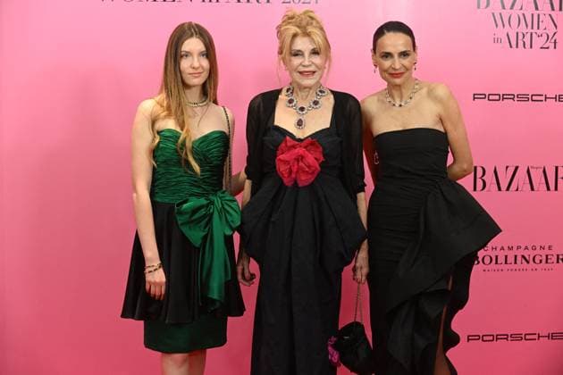 Carmen Thyssen Receives Bazaar Women in Art Award - Madrid Carmen Cervera, Baroness Thyssen, with her daughter Carmen and Inmaculada JimÃ nez attend the Baazar Women in Art award ceremony at the Thyssen-Bornemisza Museum, on May 20, 2024, in Madrid, Spain. Photo by Jose Oliva Europa Press ABACAPRESS.COM Madrid Spain  Copyright: xEuropaxPress ABACAx
