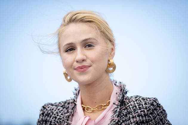 Cannes - The Apprentice Photocall Maria Bakalova attends The Apprentice Photocall at the 77th annual Cannes Film Festival at Palais des Festivals on May 21, 2024 in Cannes, France. Photo by Shootpix ABACAPRESS.COM Cannes France  Copyright: xShootpix ABACAx