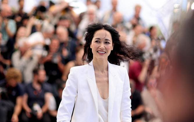 Photocall of the movie The Shrouds Les linceuls CompÃ tition during the 77eme Festival International du Film de Cannes Sandrine Holt Photocall of the movie The Shrouds Les linceuls CompÃ tition during the 77eme Festival International du Film de Cannes May 14 25, 2024 , May 21st, 2024 Jacovides Moreau Bestimage Photocall of the movie The Shrouds Les linceuls Competition during the 77th Cannes International Film Festival May 14 25, 2024 , May 21st, 2024 Cannes France  Copyright: xJACOVIDES-MOREAUx xBESTIMAGExJACOVIDES-MOREAUx xBESTIMAGEx