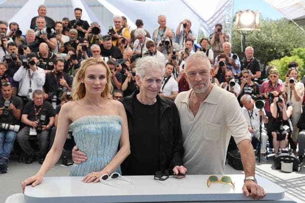 Photocall of the movie The Shrouds Les linceuls CompÃ tition during the 77th Cannes International Film Festival Diane Kruger, le rÃ alisateur David Cronenberg, Vincent Cassel Photocall of the movie The Shrouds Les linceuls CompÃ tition during the 77th Cannes International Film Festival May 14 25, 2024 , May 21st, 2024 Jacovides Moreau Bestimage Photocall of the movie The Shrouds Les linceuls Competition during the 77th Cannes International Film Festival May 14 25, 2024 , May 21st, 2024 Cannes France  Copyright: xJACOVIDES-MOREAUx xBESTIMAGExJACOVIDES-MOREAUx xBESTIMAGEx