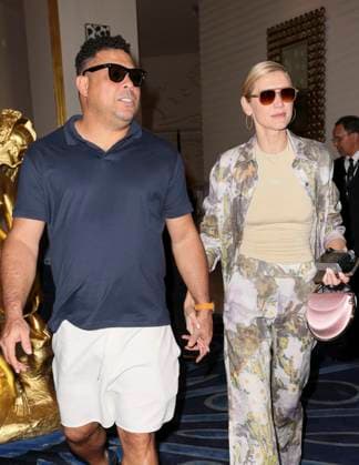Cannes - Ronaldo And Celina Locks Exit The Martinez Ronaldo Nazario and Celina Locks are going to lunch at Martinez Hotel beach restaurant during 77th Cannes Film Festival, in Cannes, France, on May 21, 2024. Photo by Marco Piovanotto ABACAPRESS.COM Cannes France  Copyright: xPiovanottoxMarco ABACAx