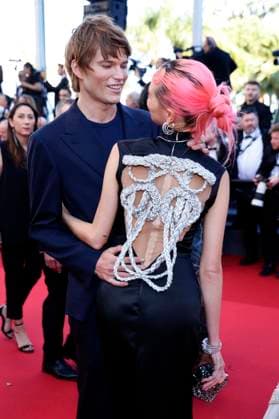 Jordan Barrett und Allegra Ream bei der Premiere des Kinofilms Marcello Mio auf dem Festival de Cannes 2024 77. Internationale Filmfestspiele von Cannes im Palais des Festivals. Cannes, 21.05.2024