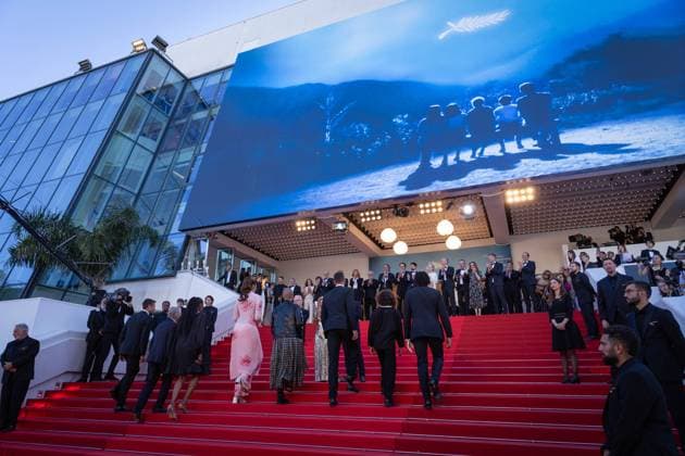 Cannes - Marcello Mio Red Carpet Cannes Film Festival director Thierry Fremaux, Mayor of Cannes David Lisnard, Thierry Rey, Marie-Jose Perec, Tony Estanguet, Iliana Rupert, Marie Patouillet, Alexis Hanquinquant, Nelia Barbosa, Arnaud Assoumani and President of the International Cannes Film Festival Iris Knobloch attend the Marcello Mio Red Carpet at the 77th annual Cannes Film Festival at Palais des Festivals on May 21, 2024 in Cannes, France. Photo by ShootPix ABACAPRESS.COM. Cannes France  Copyright: xShootPix ABACAx