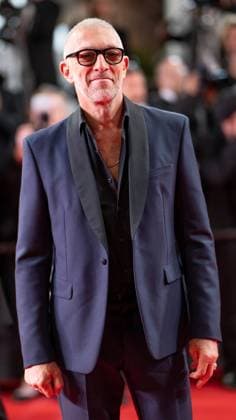 77eme Festival International du Film de Cannes Montee des marches du film Parthenope 77th International Cannes Film Festival Red carpet of Parthenope movie 305317 2024 05 21 Cannes France Cassel, Vincent  Copyright: xEstellexCarlierx xStarfacex STAR_305317_009