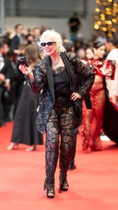 77eme Festival International du Film de Cannes Montee des marches du film Parthenope 77th International Cannes Film Festival Red carpet of Parthenope movie 305317 2024 05 21 Cannes France Von Unwerth, Ellen  Copyright: xEstellexCarlierx xStarfacex STAR_305317_023