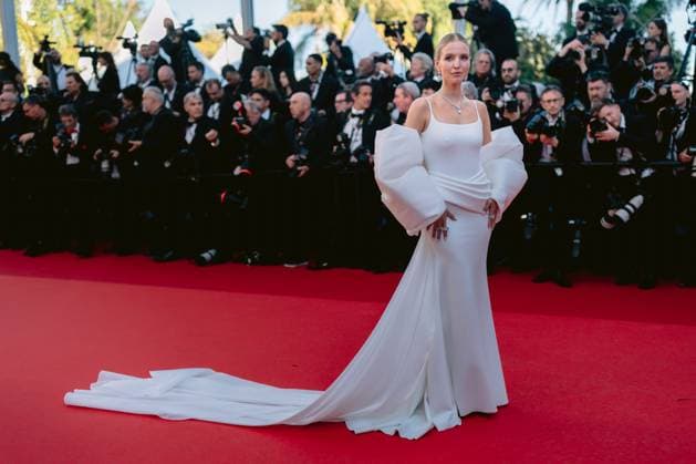 77eme Festival International du Film de Cannes Montee des marches du film Marcelo Mio 77th International Cannes Film Festival Red carpet of Marcello Mio movie 305316 2024 05 21 Alpes Maritimes Cannes France Hanne, Leonie  Copyright: xTerencexBaelenx STAR_305316_127