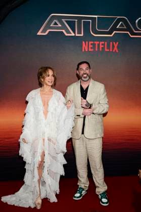 American actress and singer Jennifer Lopez and director Brad Peyton Attend the red carpet of Atlas fan event at Toreo Parque Central. on May 21, 2024 in Mexico City, Mexico. Mexico City Mexico - ZUMAe321 20240521_zia_e321_056 Copyright: xCarlosxTischlerx