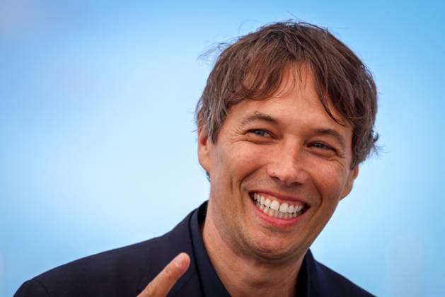 Cannes - Anora Photocall Sean Baker attend the Anora Photocall at the 77th annual Cannes Film Festival at Palais des Festivals on May 22, 2024 in Cannes, France Photo by Shootpix ABACAPRESS.COM Cannes France  Copyright: xShootpix ABACAx