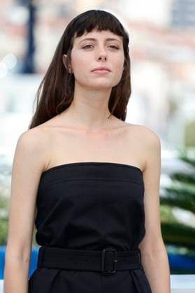 Celeste Dalla Porta beim Photocall zum Kinofilm Parthenope auf dem Festival de Cannes 2024 77. Internationale Filmfestspiele von Cannes am Palais des Festivals. Cannes, 22.05.2024