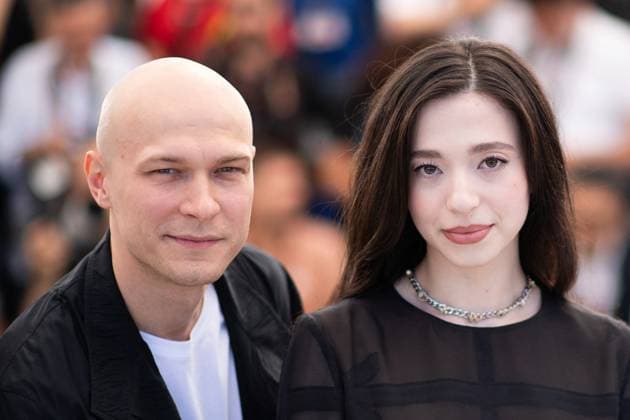 Cannes Anora Photocall Jurij Borisov and Mikey Madison attending the Anora Photocall as part of the 77th Cannes International Film Festival in Cannes, France on May 22, 2024. Photo by Aurore Marechal ABACAPRESS.COM Cannes France  Copyright: xMarechalxAurore ABACAx
