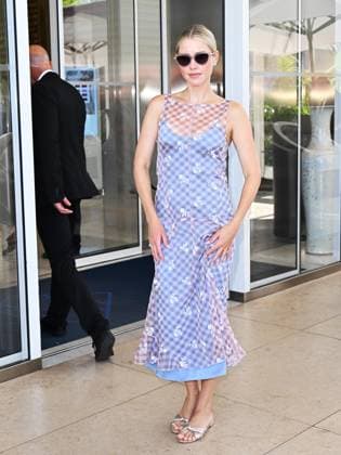 Cannes, France: Cannes, 77th Cannes Film Festival 2024, day 9 - arrivals at the Martinez hotelPictured: Claire Holt Cannes France  - ZUMAp169 20240522_zea_p169_218 Copyright: xSimonexComix