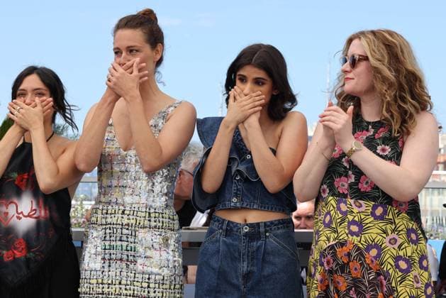 Cannes - Spectateurs Says Photocall Rakhee Thakrar, Pascale Kann, Ariane Labed and Mia Tharia attends the September Says Photocall at the 77th annual Cannes Film Festival at Palais des Festivals on May 22, 2024 in Cannes, France. . Photo by Shootpix ABACAPRESS.COM Cannes France  Copyright: xShootpix ABACAx