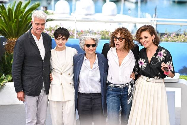 News - Rendez-vouz with...Valeria Golino Photocall - The 77th Annual Cannes Film Festival Tecla Insolia, Viola Prestieri, Valeria Golino and Jasmine Trinca attend the Rendez-Vous With Valeria Golino Photocall at the 77th annual Cannes Film Festival at Palais des Festivals on May 22, 2024 in Cannes, France. Cannes Palais des Festival France Copyright: xStefanosxKyriazisx xLiveMediax LPN_1365440