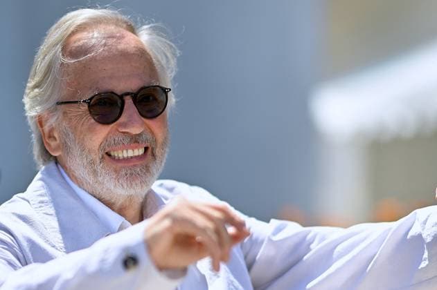 Cannes - Marcello Mio Photocall Fabrice Luchini attends the Marcello Mio Photocall at the 77th annual Cannes Film Festival at Palais des Festivals on May 22, 2024 in Cannes, France. Photo by Franck Castel ABACAPRESS.COM Cannes France  Copyright: xCastelxFranck ABACAx