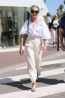 Cannes - Andy MacDowell Walks The Croisette Andy MacDowell is spotted at Martinez Hotel during 77th Cannes Film Festival in Cannes, France on May 22, 2024. Photo by Marco Piovanotto ABACAPRESS.COM Cannes France  Copyright: xPiovanottoxMarco ABACAx