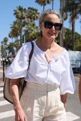 Cannes - Andy MacDowell Walks The Croisette Andy MacDowell is spotted at Martinez Hotel during 77th Cannes Film Festival in Cannes, France on May 22, 2024. Photo by Marco Piovanotto ABACAPRESS.COM Cannes France  Copyright: xPiovanottoxMarco ABACAx